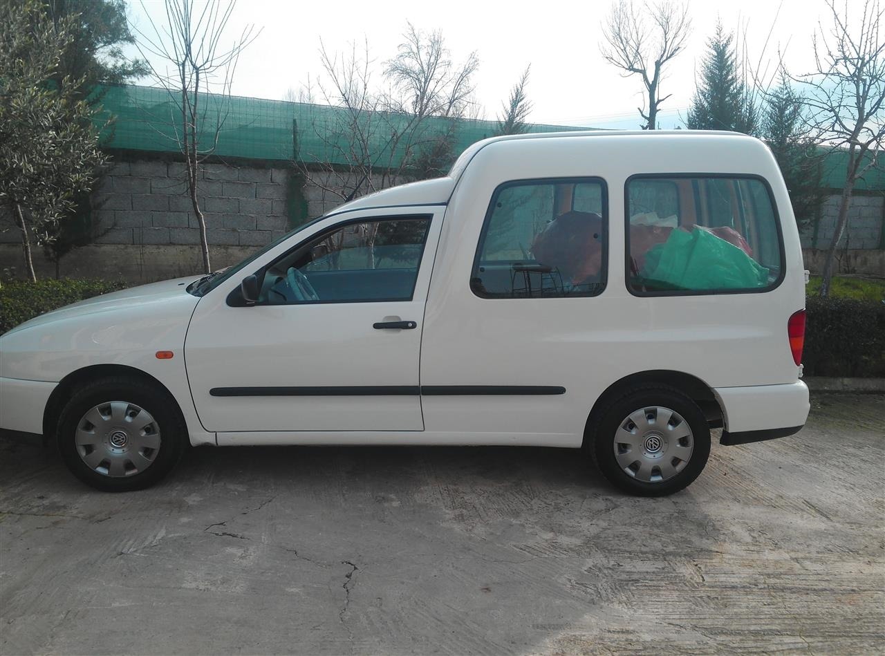 2001 VW Volkswagen Caddy në shitje në Shqipëria Makina.al